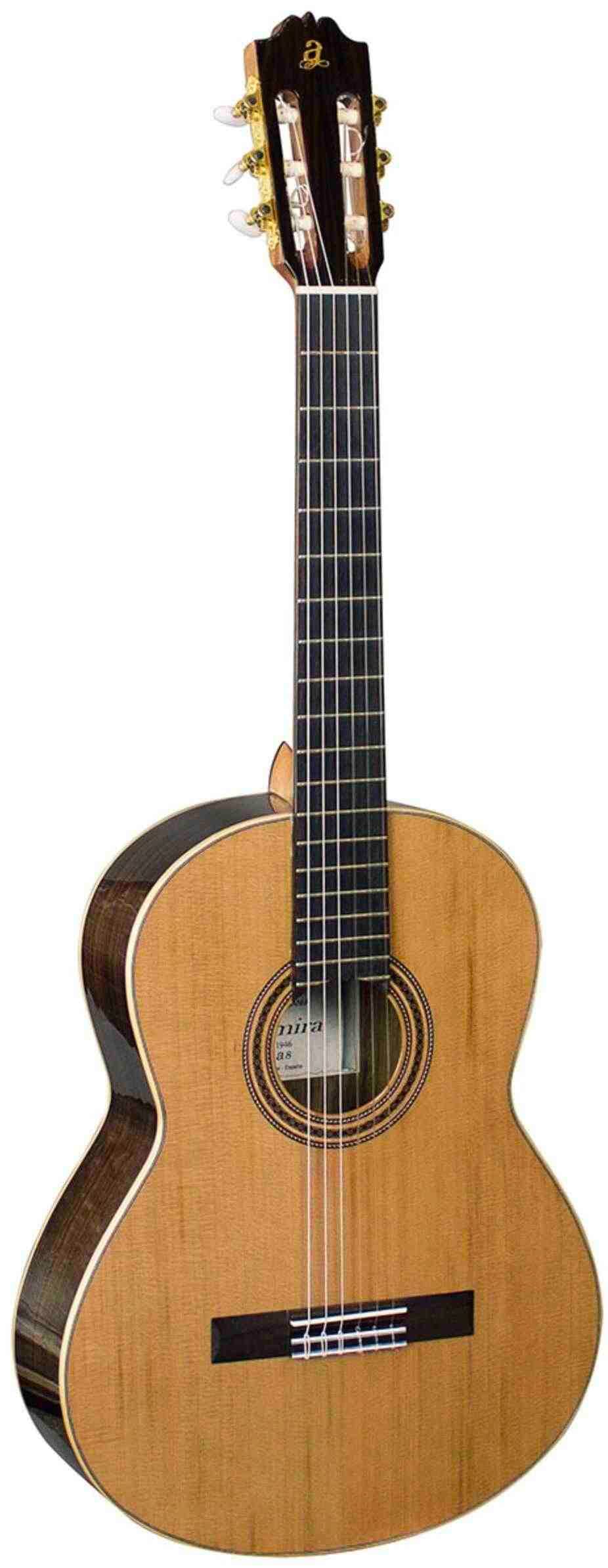 Admira A8 cedro